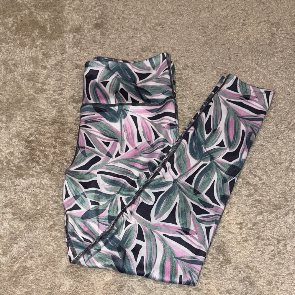 SAGE collective Tropical Print Leggings